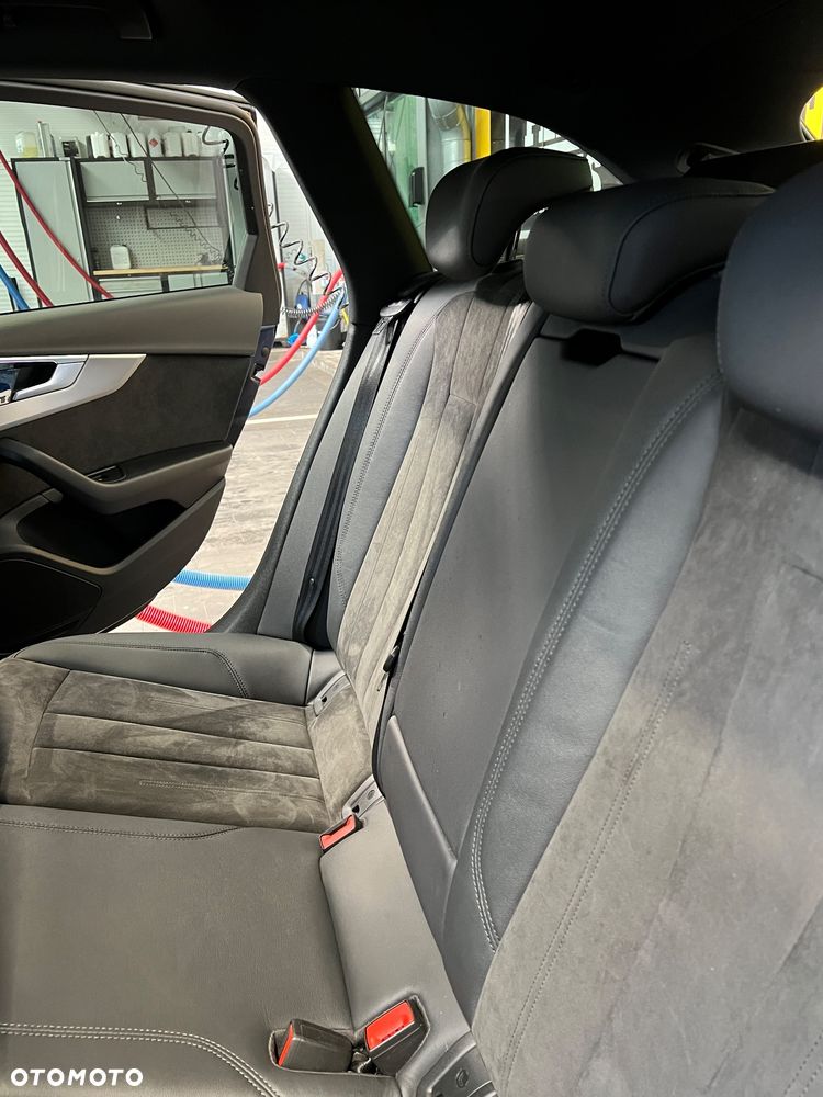 Audi A4 Allroad - 15