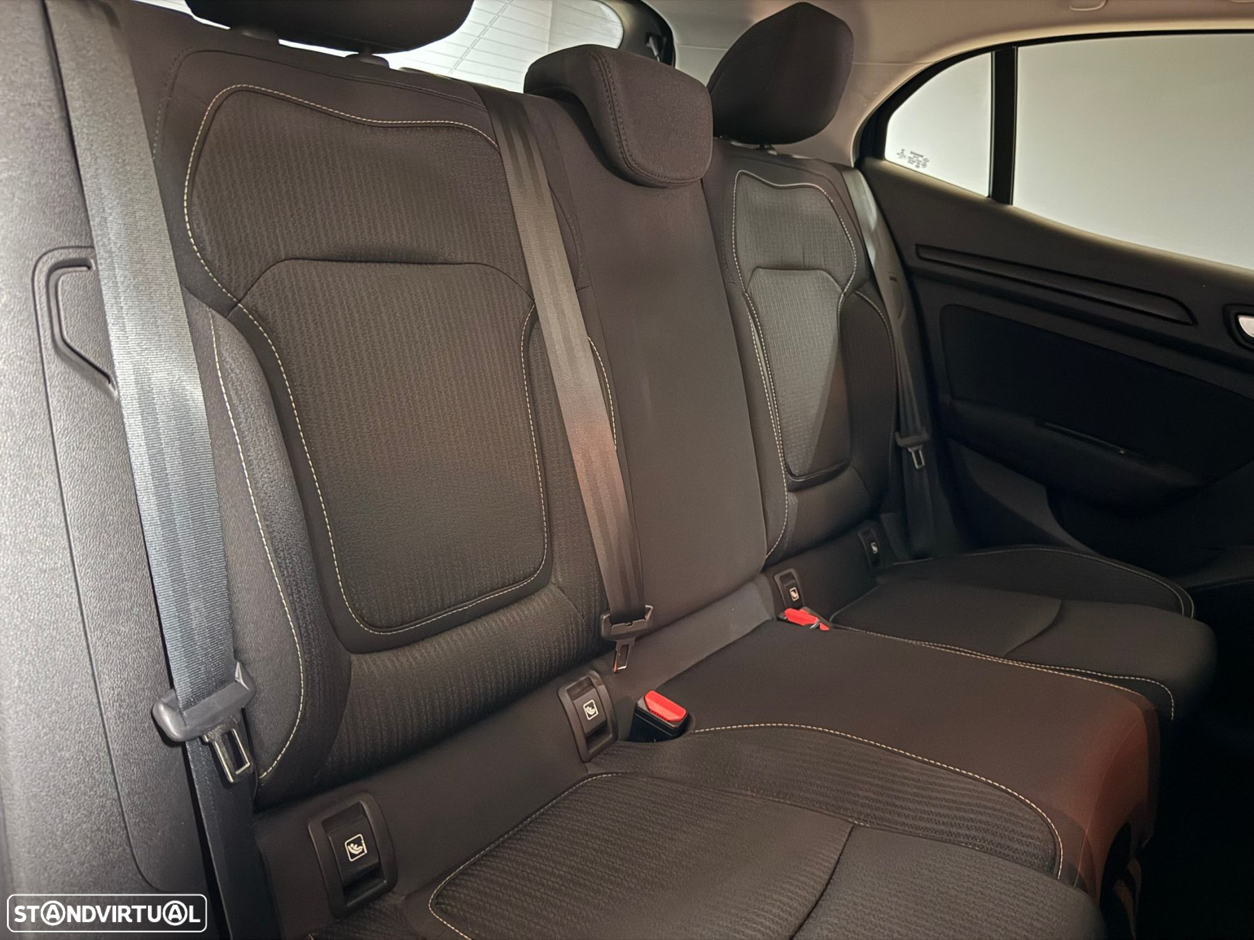 Renault Mégane 1.3 TCe Zen - 12