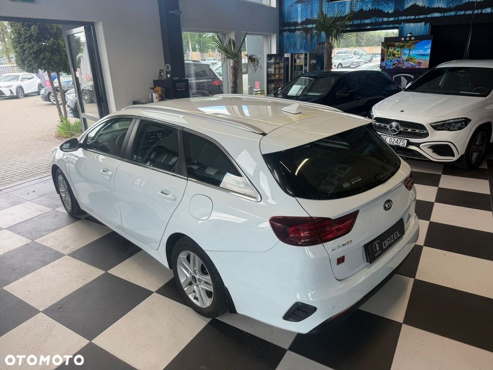 Kia Ceed - 6