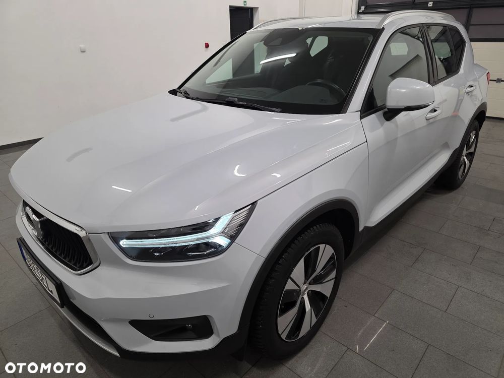 Volvo XC 40 D3 SCR R-Design - 32