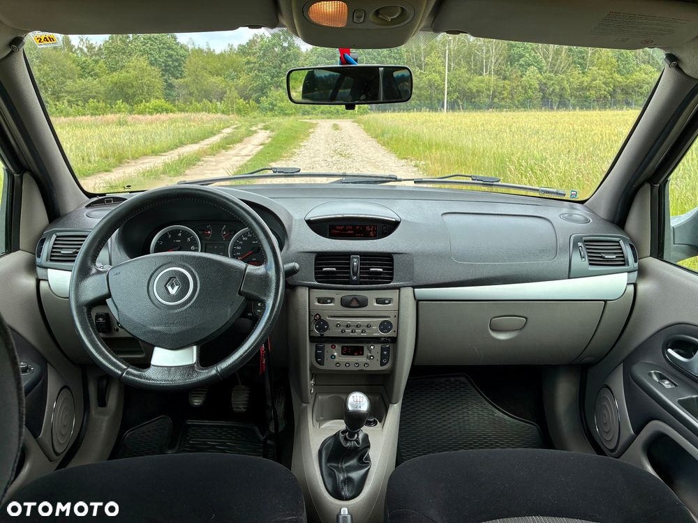 Renault Thalia 1.2 16V All Inclusive Euro5 - 26