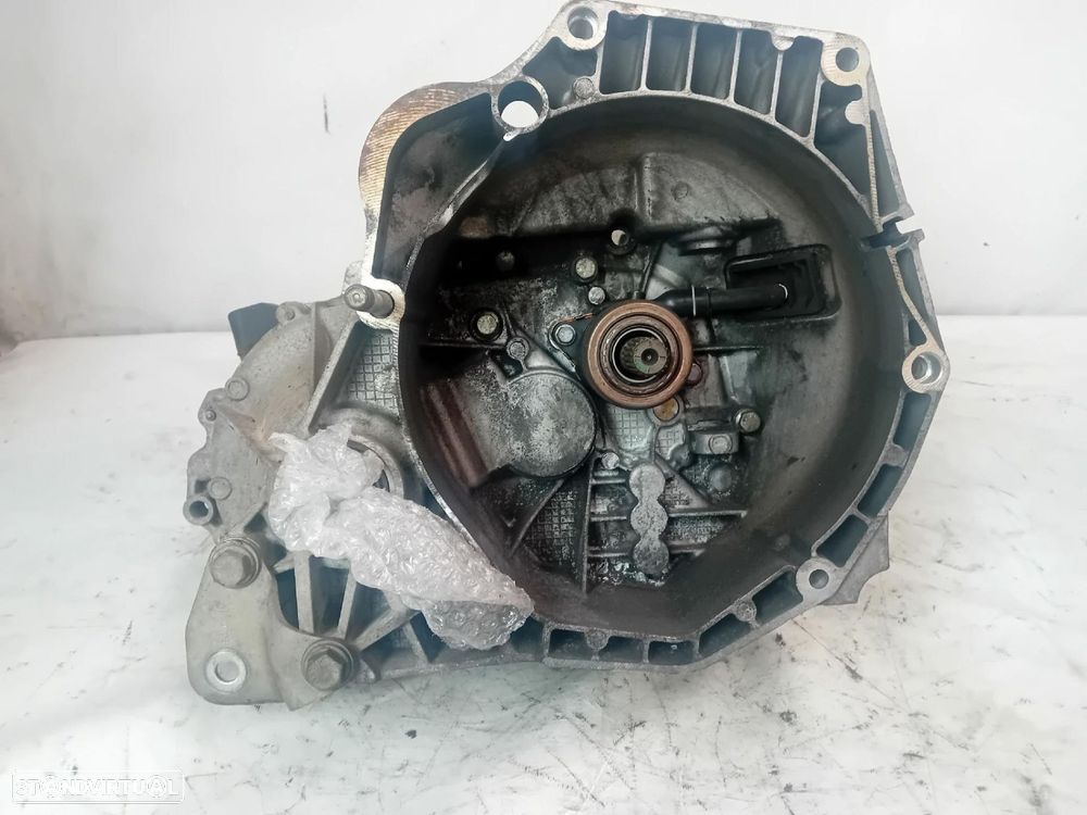 Caixa de velocidades manual FIAT Grande Punto (199_) - 1