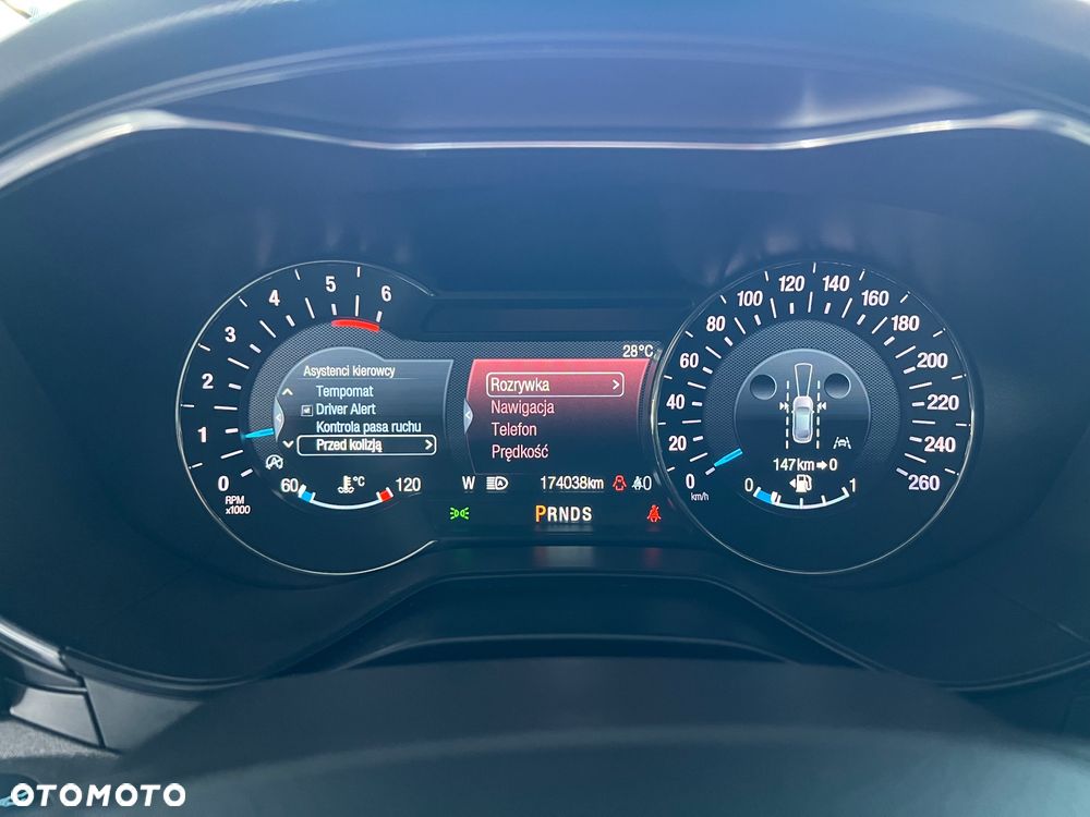 Ford Mondeo 2.0 EcoBlue Titanium - 27