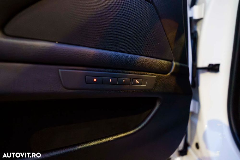 BMW Seria 5 530d Sport-Aut. Luxury Line - 23