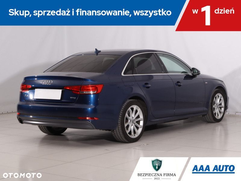 Audi A4 Limousine - 7