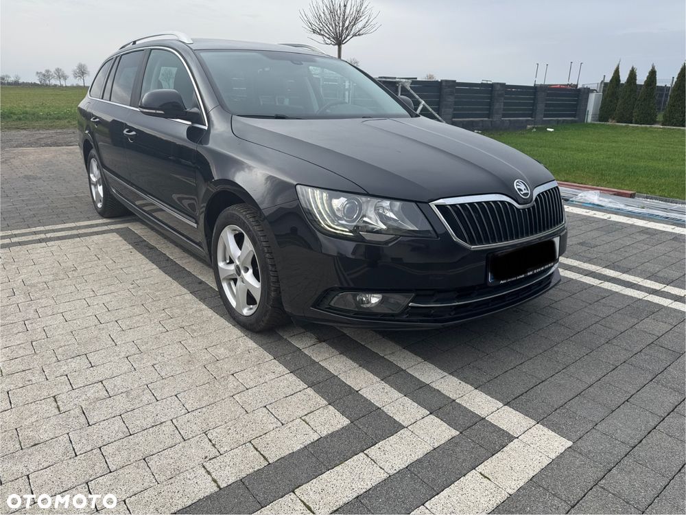 Skoda Superb 2.0 TDI Elegance - 3