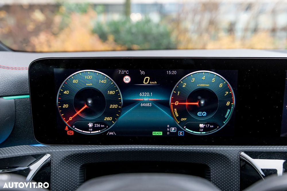 Mercedes-Benz CLA - 27