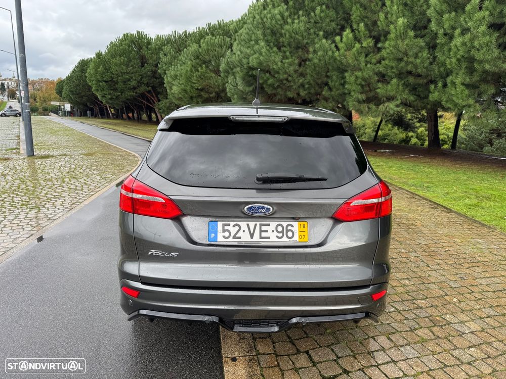 Ford Focus SW 1.5 TDCi EcoBlue ST-Line - 20