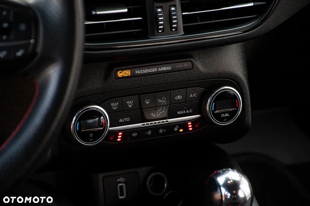 Ford Focus - 16