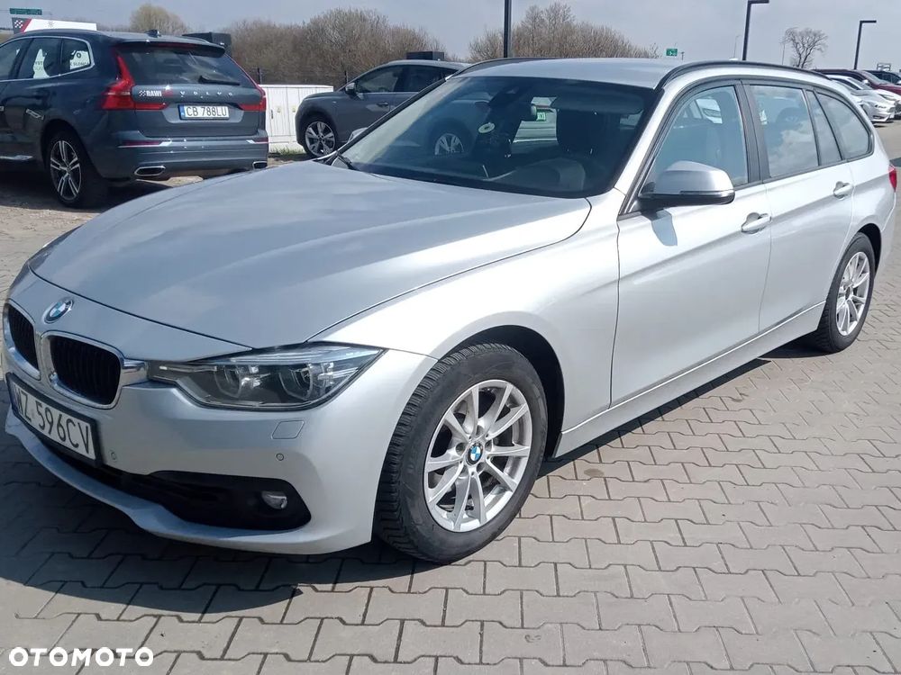 BMW Seria 3 318d - 1