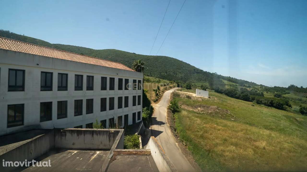 Prédio* em fase de construção para investimento - Grande imagem: 5/20