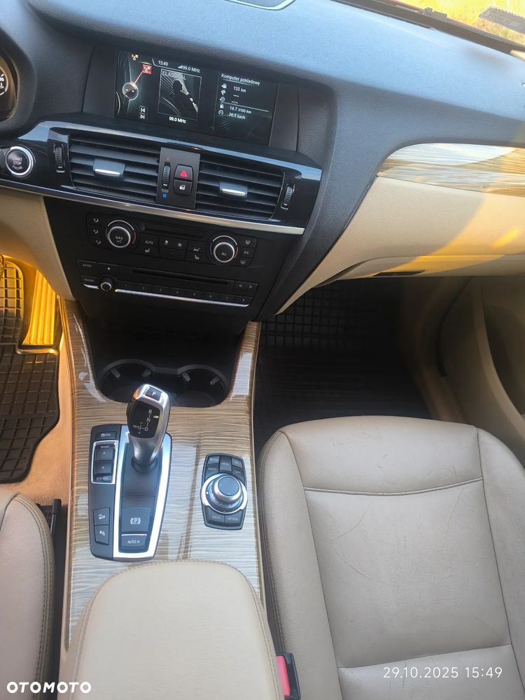 BMW X3 xDrive28i - 24