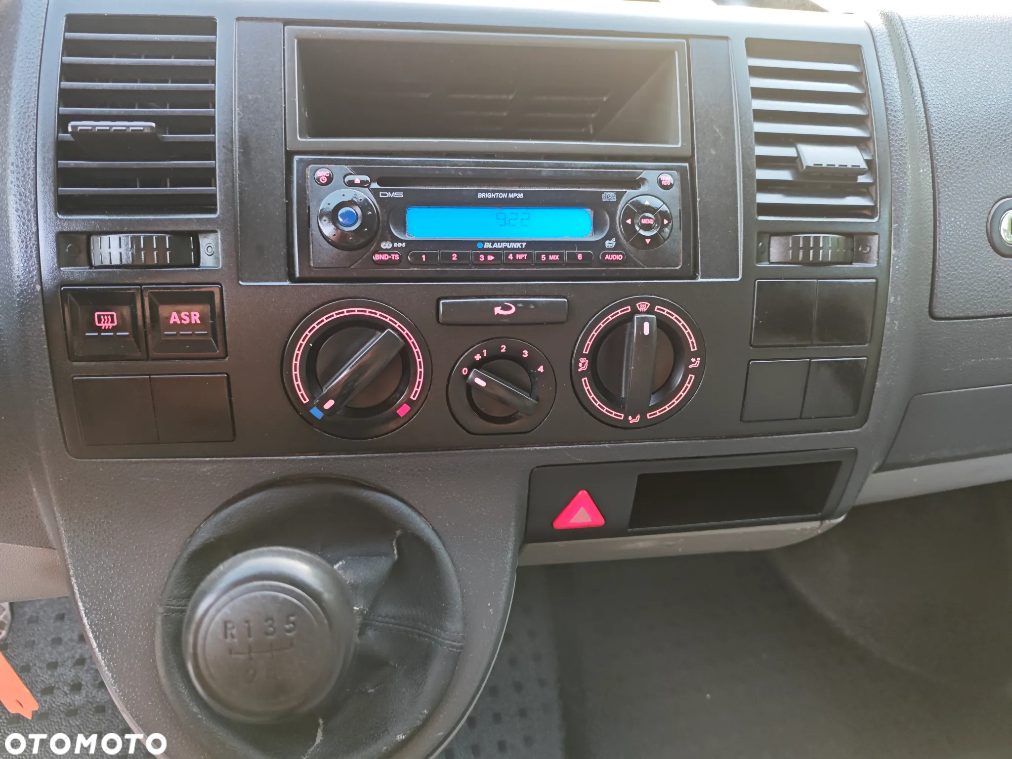 Volkswagen TRANSPORTER T5 - 9