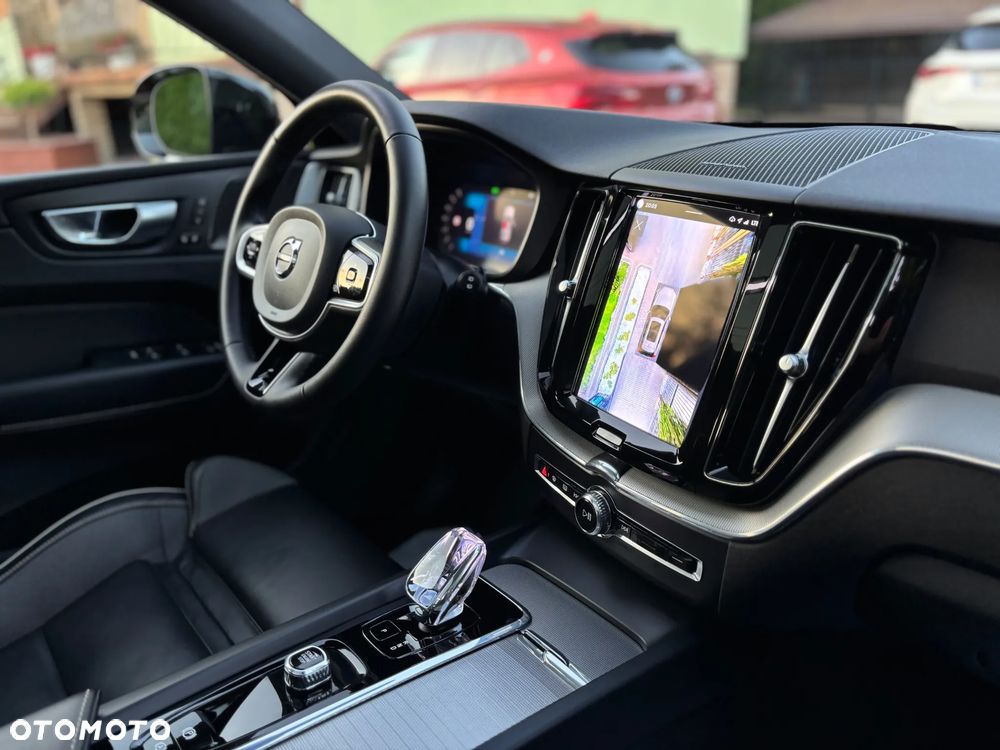 Volvo XC 60 B4 D AWD Geartronic RDesign - 9