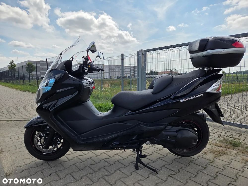 Suzuki Burgman - 1