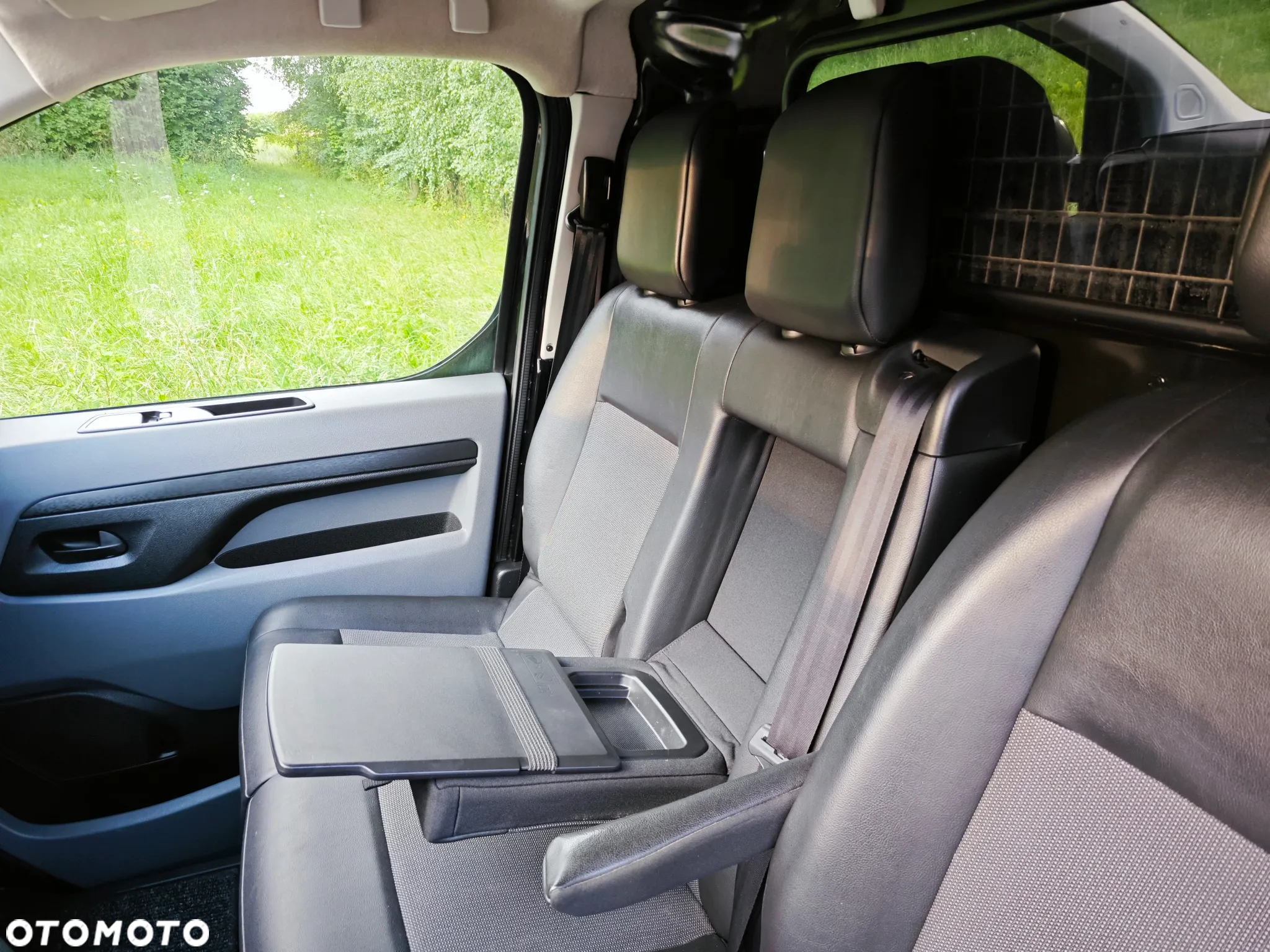 Peugeot EXPERT L2H1 LONG AUTOMAT 2.0 180KM DUŻY SERWIS - 20