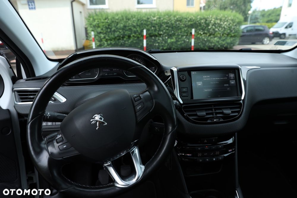 Peugeot 208 1.2 PureTech Allure S&S - 13