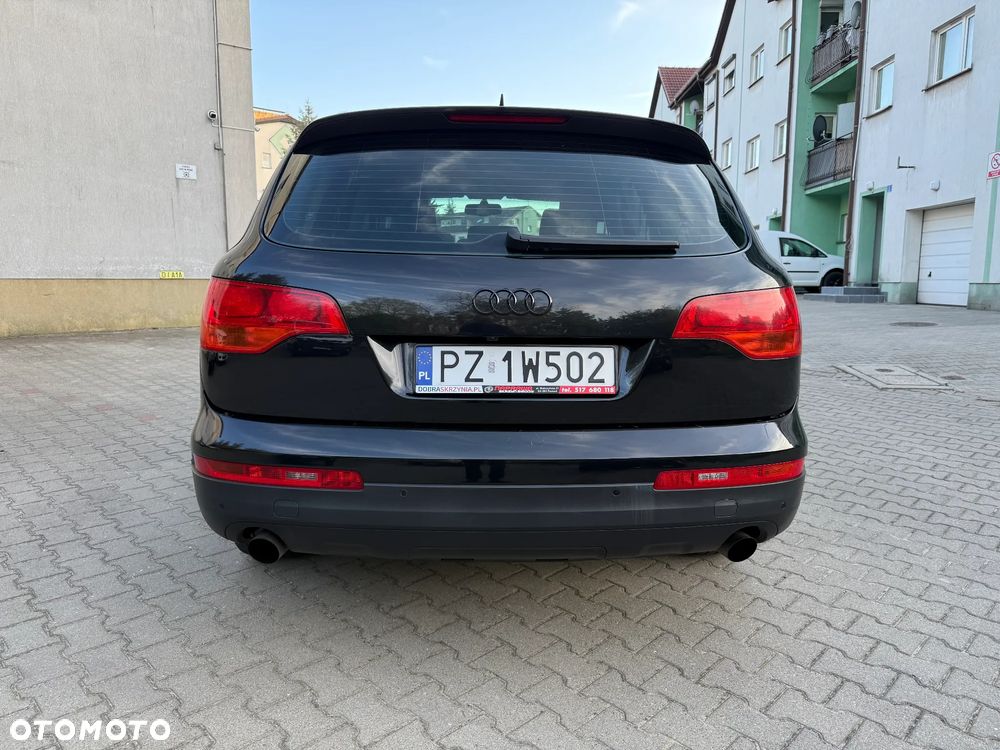Audi Q7 - 6