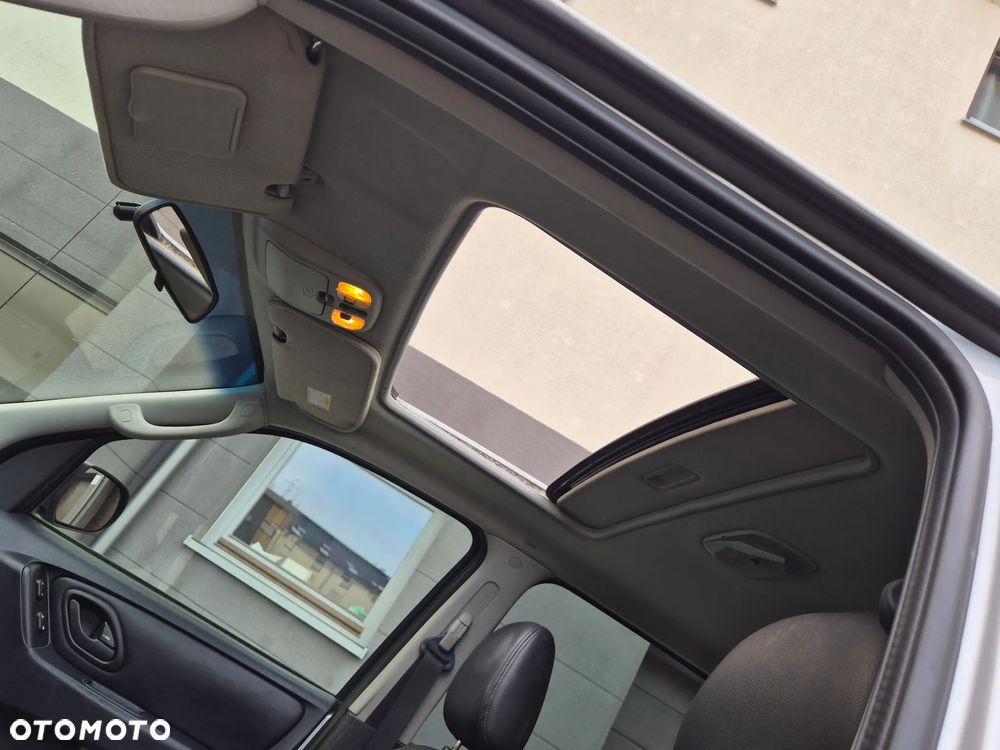 Ford Maverick 3.0 V6 Limited - 9