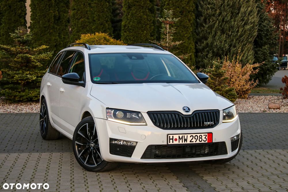 Skoda Octavia 2.0 TDI DSG RS - 6