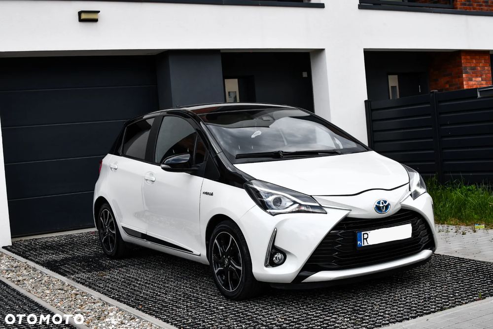 Toyota Yaris Hybrid 100 Premium EU6 - 3