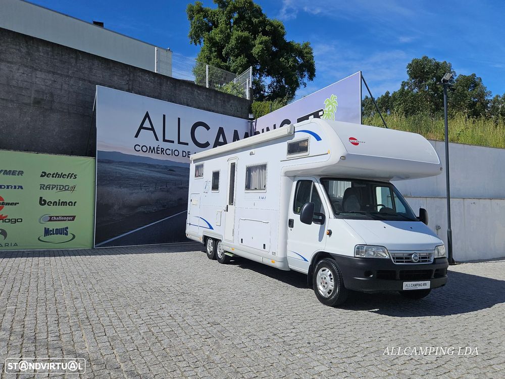 Burstner A-Modell A748-2 CAMA TRANSVERSAL - 1