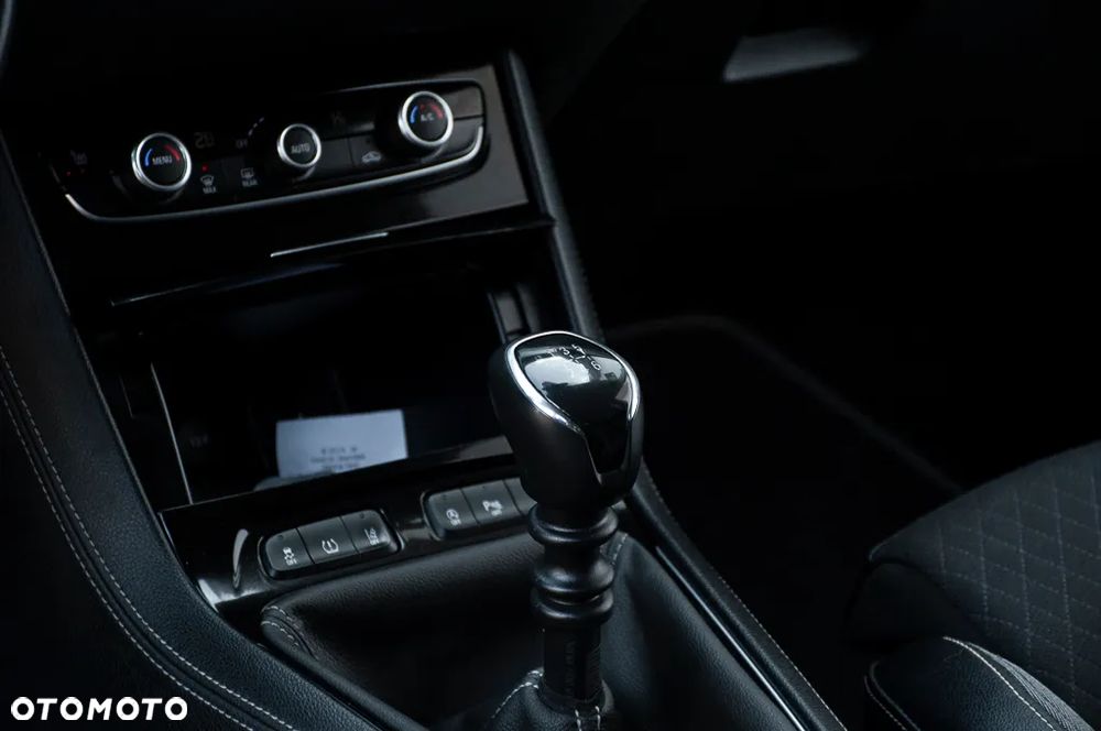 Opel Grandland X 1.2 Start/Stop INNOVATION - 34