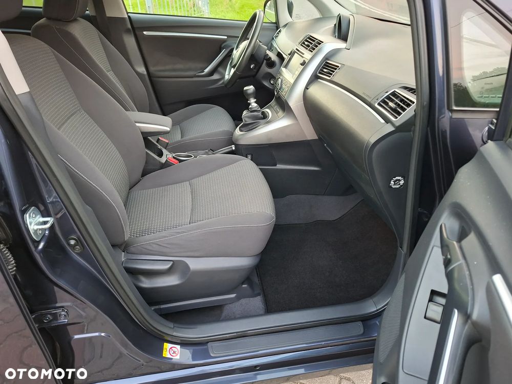 Toyota Verso - 17