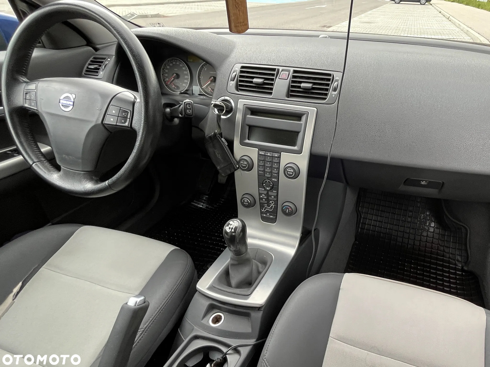 Volvo C30 1.6D - 13