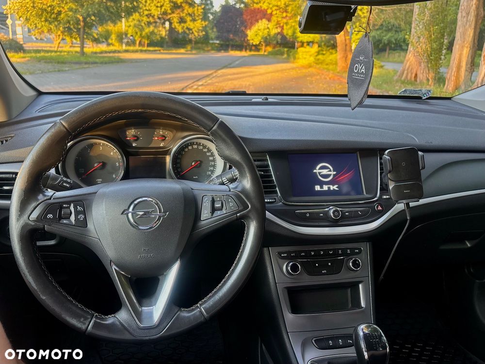 Opel Astra 1.6 CDTI Enjoy - 16