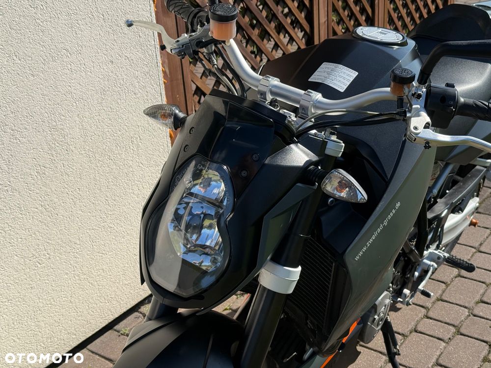 KTM Super Duke - 8