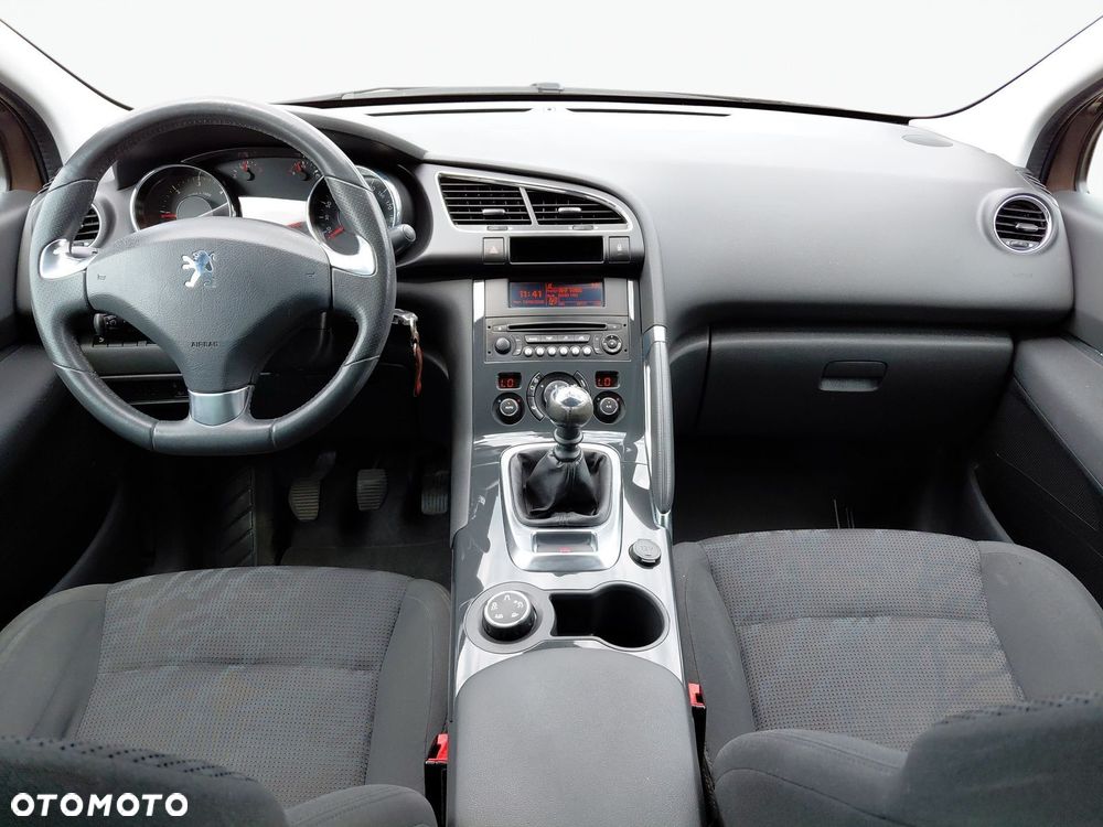 Peugeot 3008 1.6 HDi Style - 12