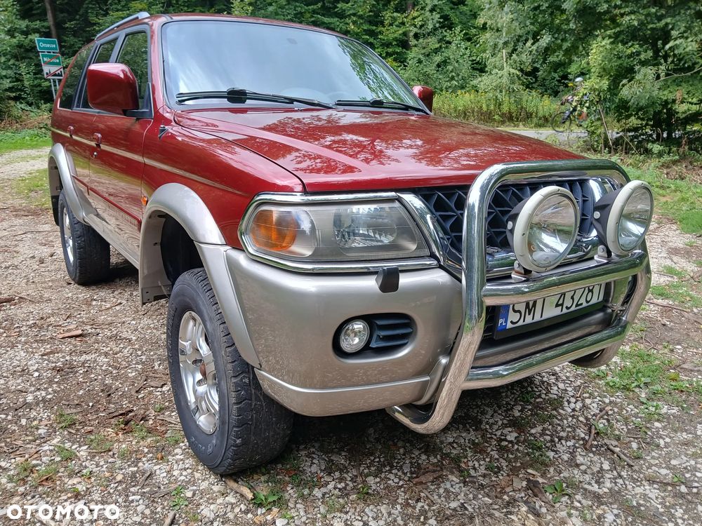 Mitsubishi Pajero - 9