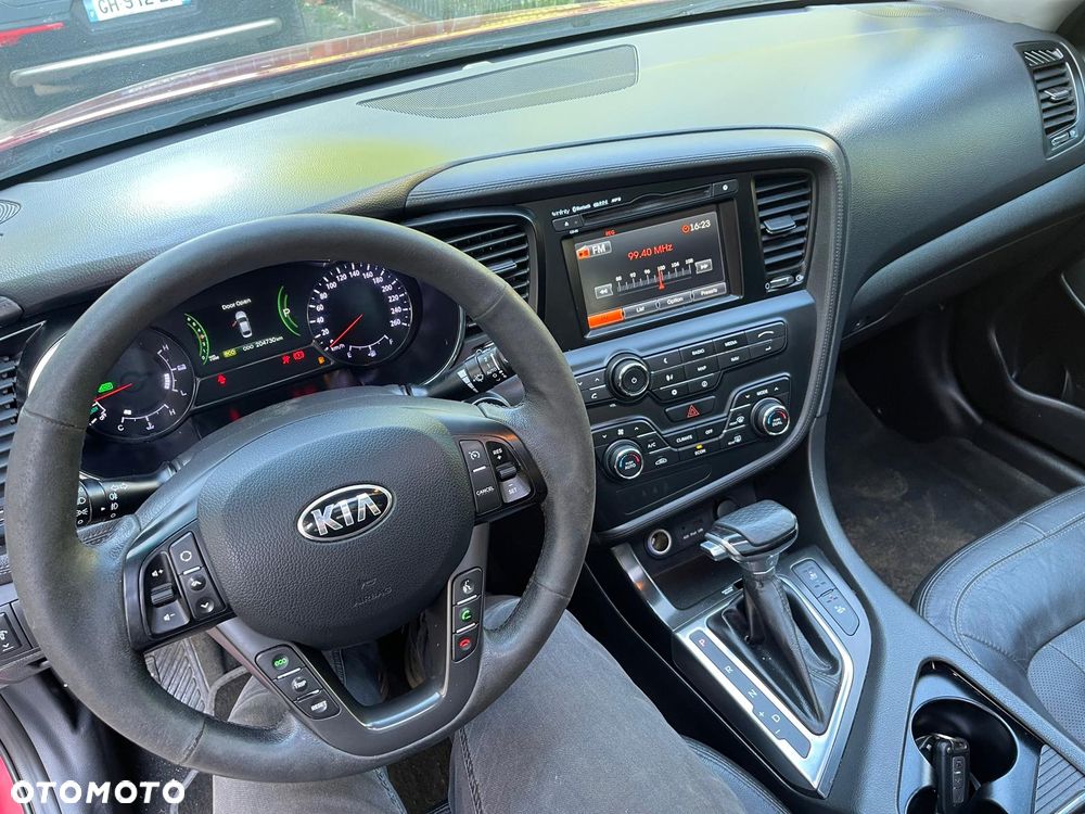 Kia Optima - 8