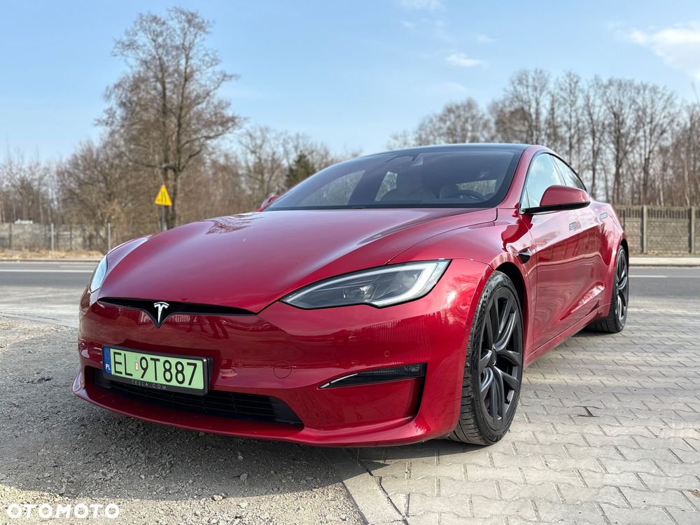 Tesla Model S - 25