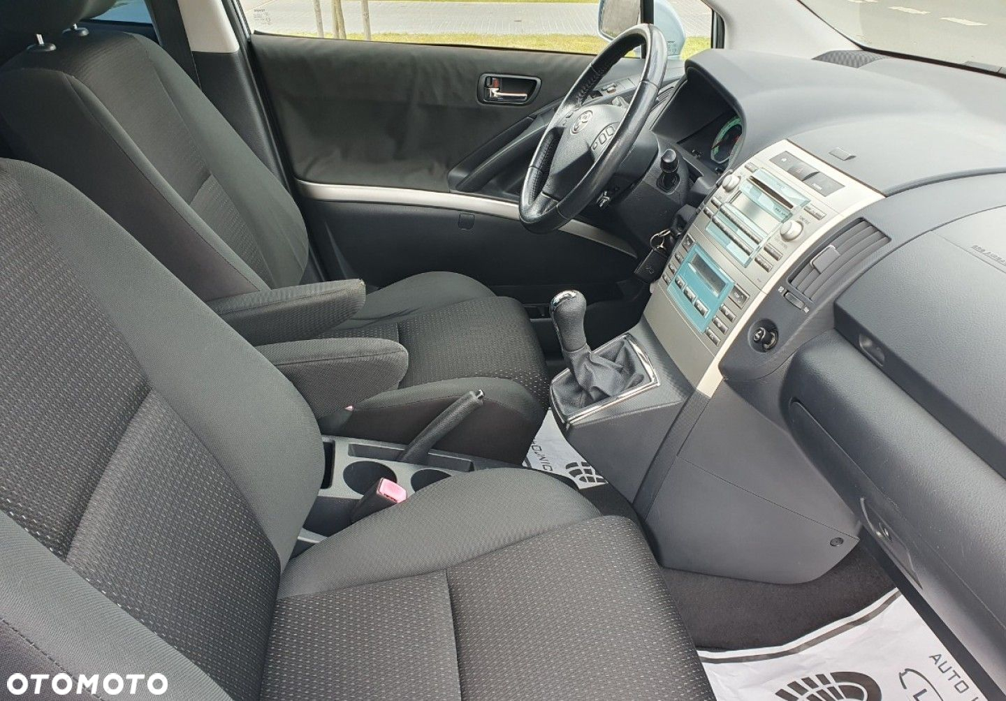 Toyota Corolla Verso - 25