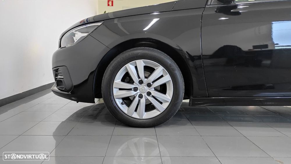 Peugeot 308 1.6 BlueHDi Allure - 42