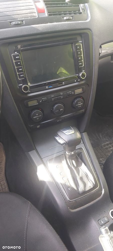 Skoda Octavia 2.0 TDI DPF Ambiente DSG - 7