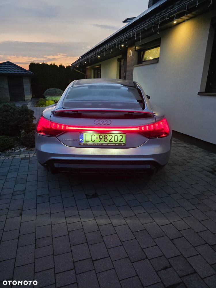 Audi e-tron GT 60 93kWh Quattro - 29