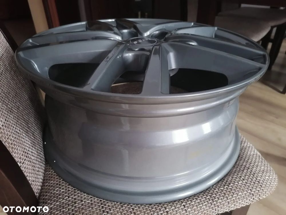 Kia Niro 1.6 GDI Hybrid L - 18