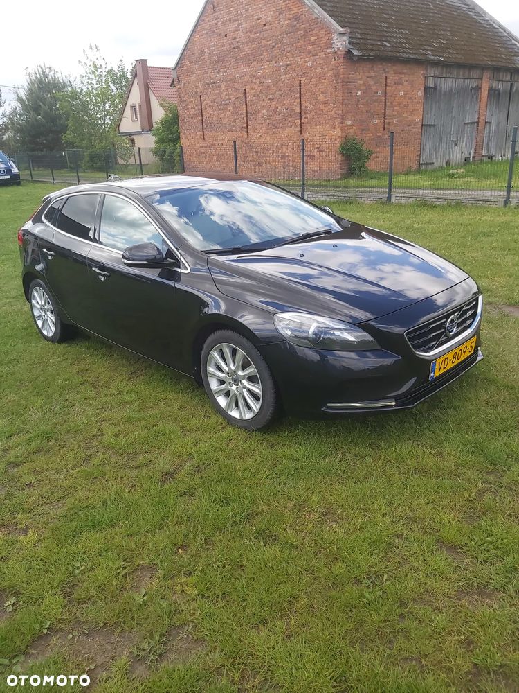 Volvo V40 D2 Summum - 40