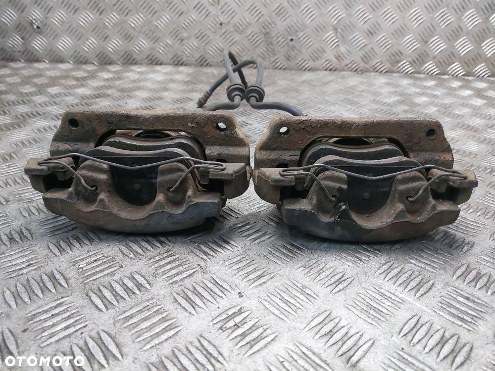 TARCZE HAMULCOWE PRZÓD + KLOCKI + ZACISKI RENAULT MEGANE III 1.6 16V - 10