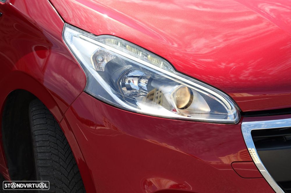 Peugeot 208 82 PureTech Style - 12