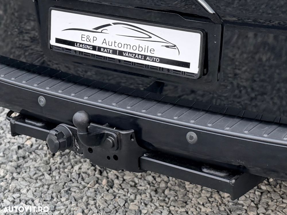 Ford Tourneo Custom 300 L2H1 VA Titanium - 12