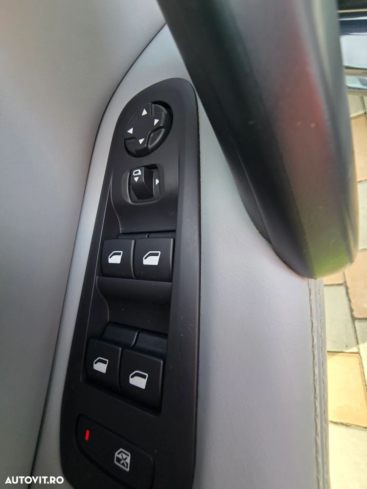 Peugeot 308 BlueHDi 130 Stop & Start Allure Business-Paket - 26