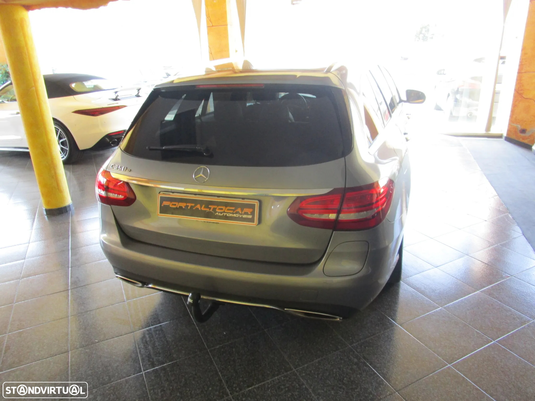 Mercedes-Benz C 350 e - 6