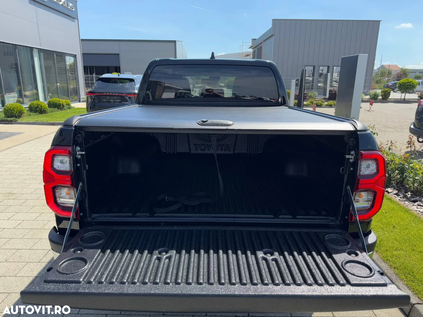 Toyota Hilux 2.4D 150CP 4x4 Double Cab AT Executive - 8