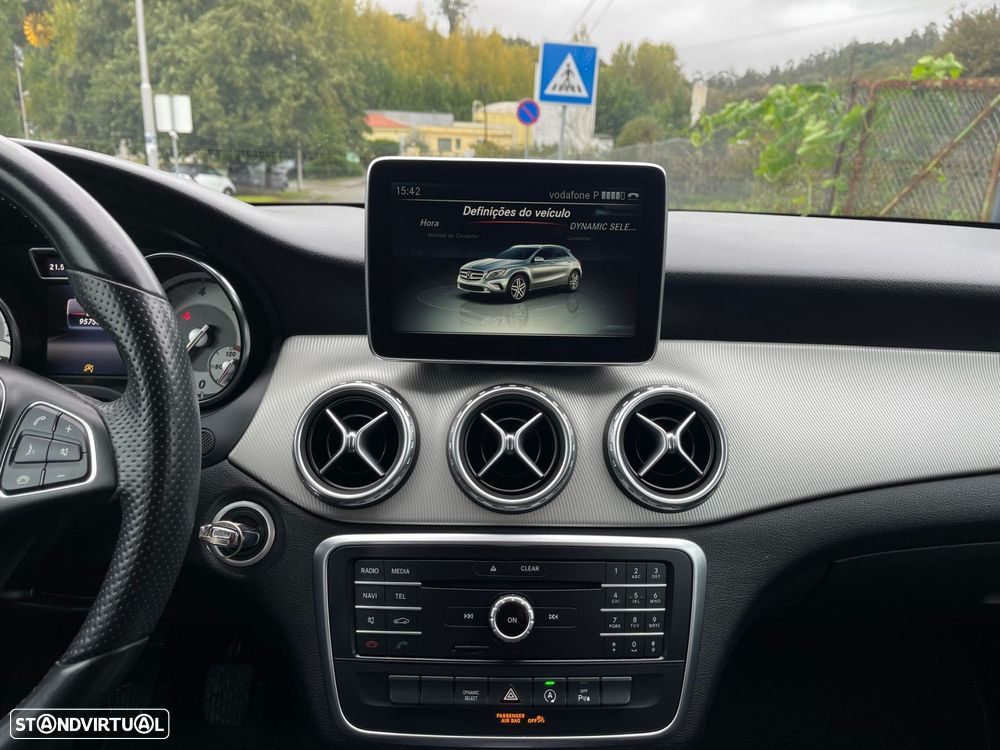 Mercedes-Benz GLA 180 - 26