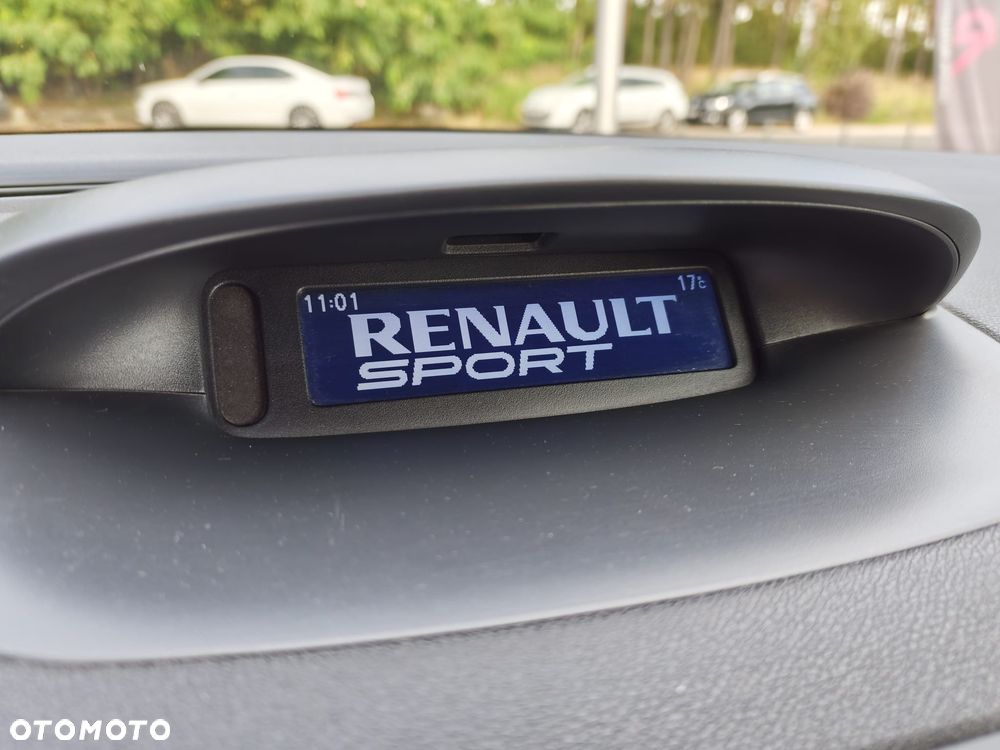 Renault Megane 2.0 16V R.S - 8