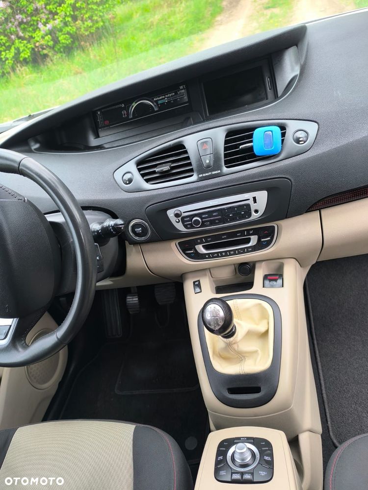 Renault Scenic - 18